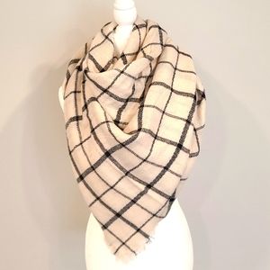 *NWOT Plaid Blanket Scarf